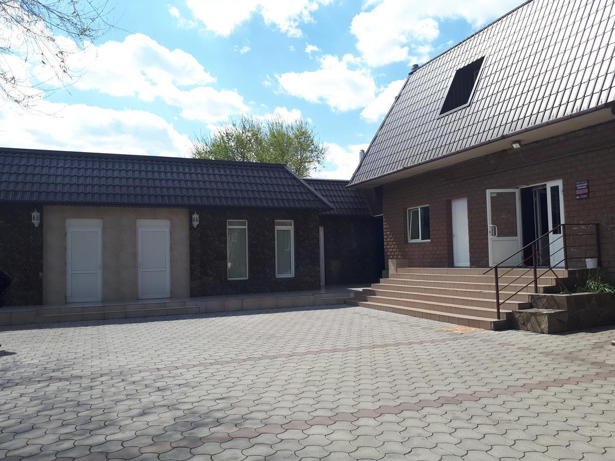 Mini Hotel Business Class Кривой Рог Экстерьер фото